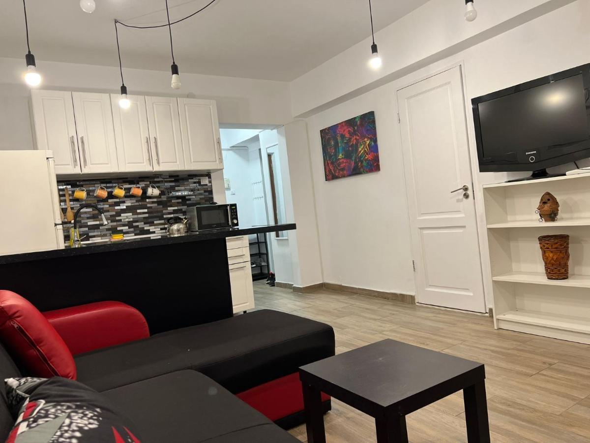 First Studio Bucarest Extérieur photo